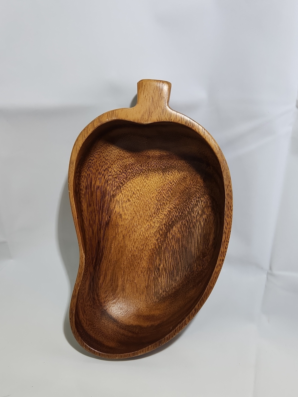 Vintage Handcrafted Talarico Woodenware Wood Accent Bowl, Natural, Pepper Shape